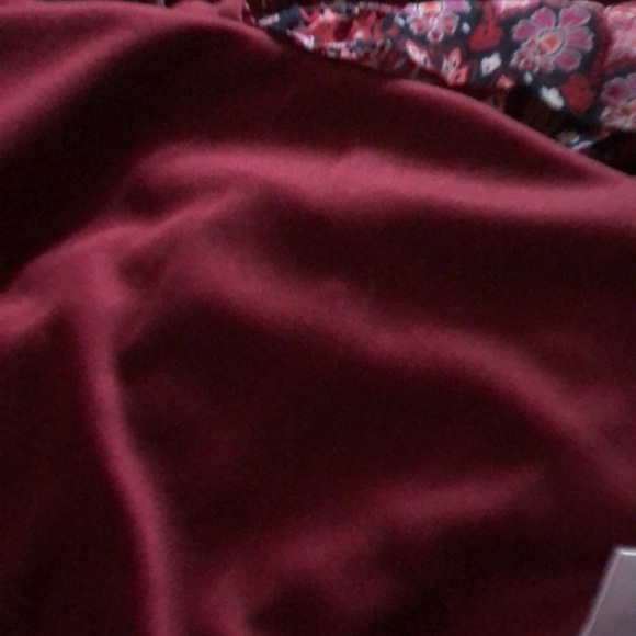 GLAMOUR FLORAL COLD SHOULDER DRESS - Picture 11 of 12